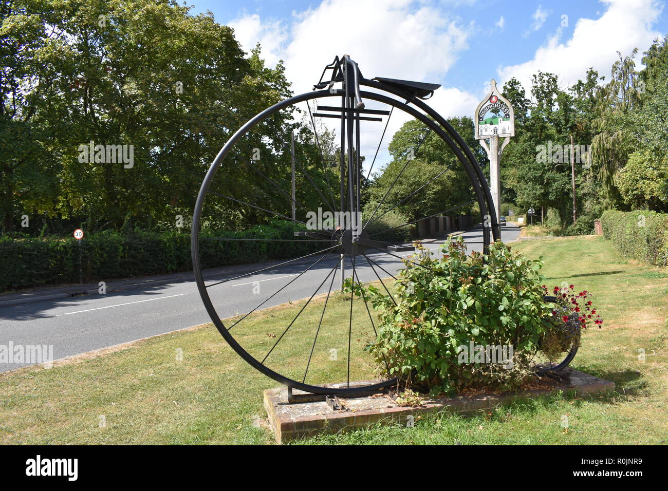 Sissinghurst Penny Farthing Created To Commemorate Tour De France Visit 8th July 2007. Stock Photo