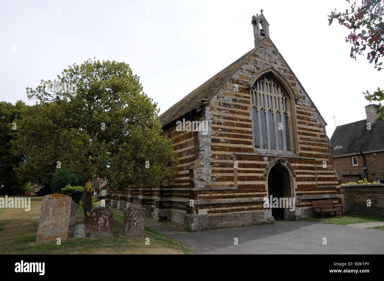 Ironstone building hires stock photography and images Alamy