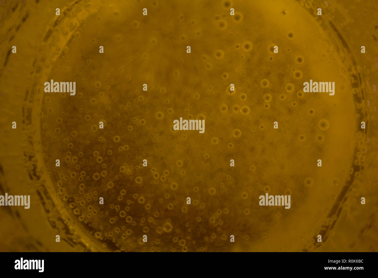 Effervescent drink fizz underwater hi-res stock photography and images ...