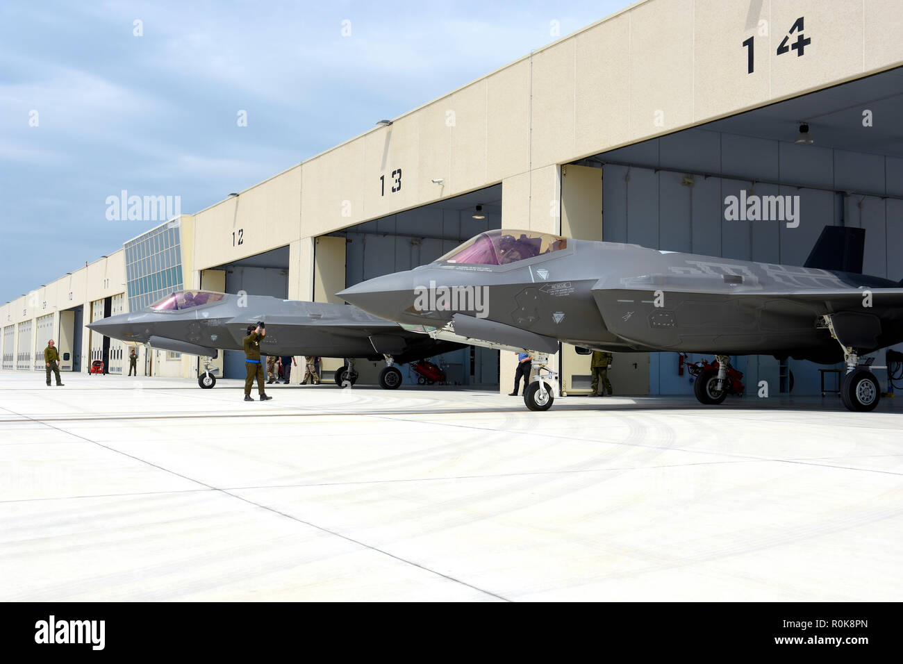 Italian Air Force F-35A on the ramp ready to taxi at Amendola Air Base,  Italy Stock Photo - Alamy