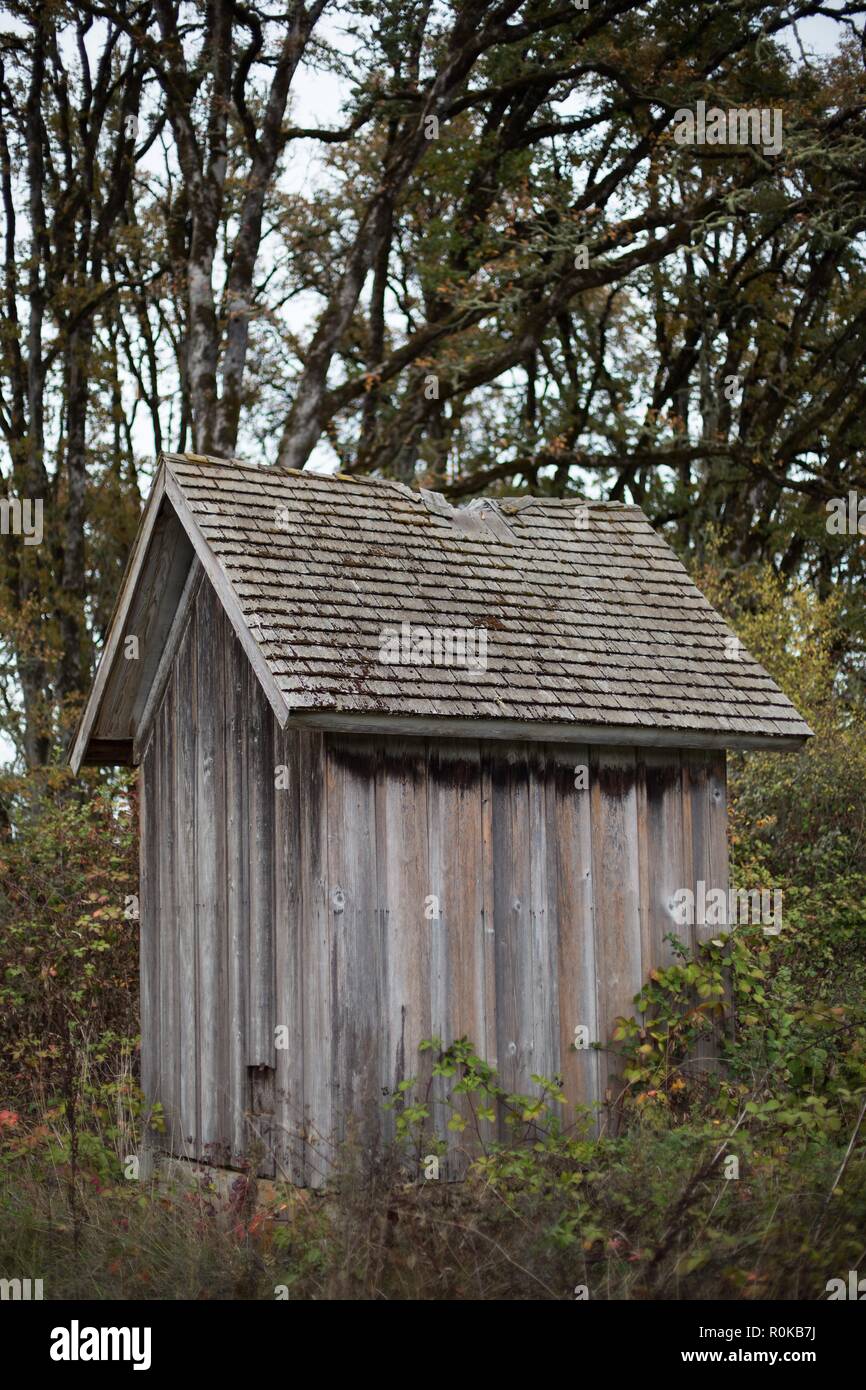 Old Wooden Shed High Resolution Stock Photography and Images Alamy