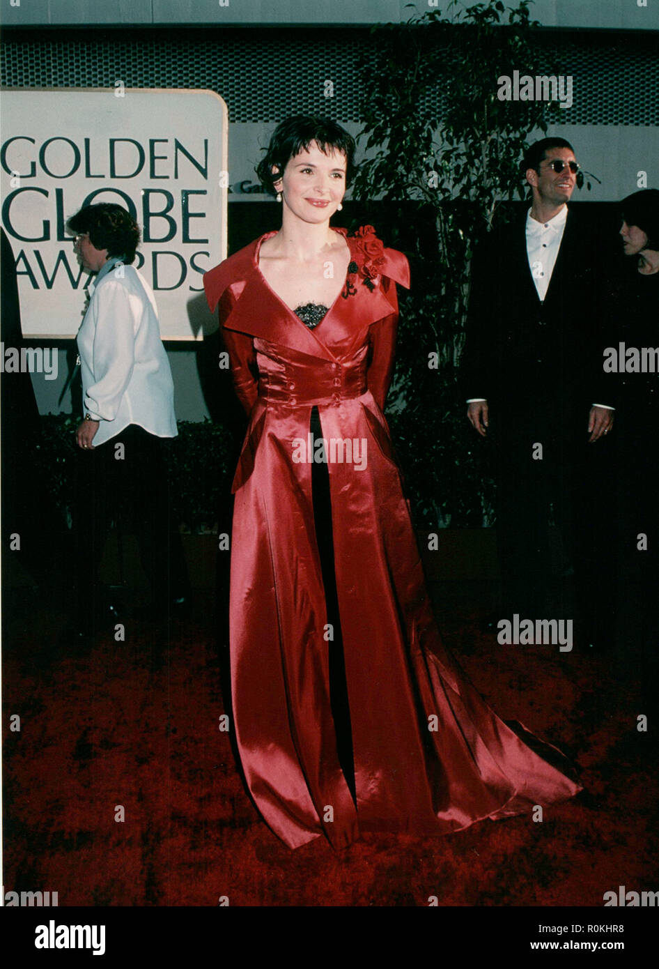 Juliette Binoche   ÉÉ.. Event in Hollywood Life - California, USA, Film Industry, Celebrities, Photography, Bestof, Arts Culture and Entertainment, Topix Celebrities fashion, Best of, Hollywood Life,  Red Carpet and backstage, movie celebrities, TV celebrities, Music celebrities, Topix, Bestof, Arts Culture and Entertainment, vertical, one person, Photography,   #Celebrity #Hollywood #RedCarpet #Actor #Actress #famousCelebrity #HollywoodEvent #TsuniUSA #CelebrityPhotography, Fashion inquiry tsuni@Gamma-USA.com , Credit Tsuni / USA,   Fashion, From the Year 1993 to 1999, Stock Photo