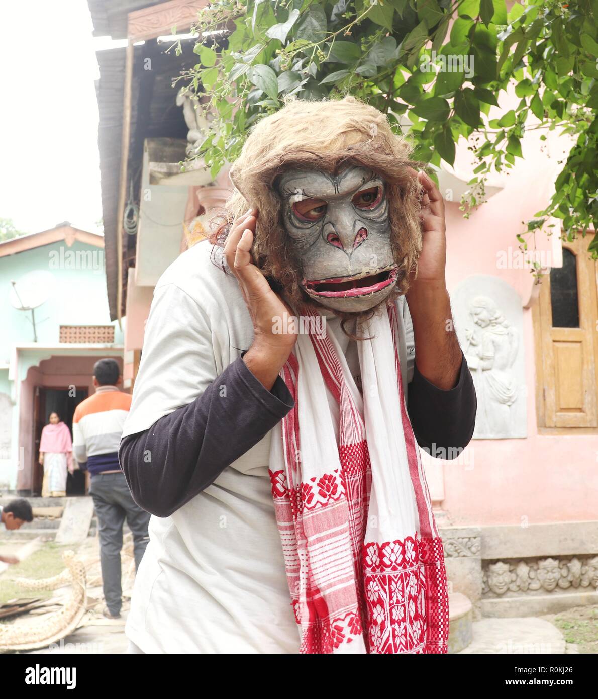 Mask artist chamaguri satra majuli. Ridip Stock Photo Alamy
