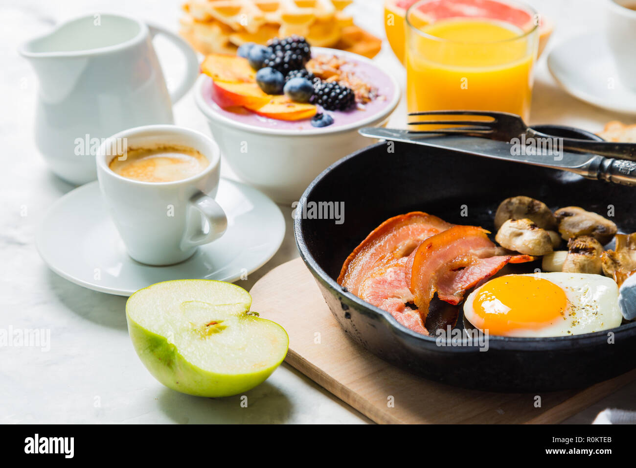 Frame breakfast food hi-res stock photography and images - Alamy