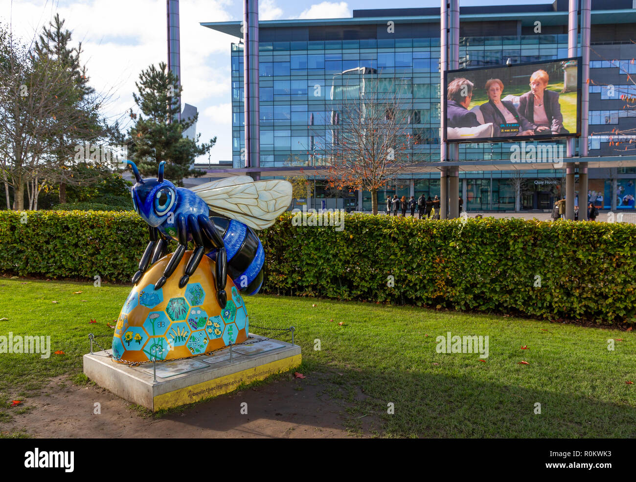Bee Sculpture in Blue Peter Garden, MediaCityUK, Salford Quays. Stock Photo
