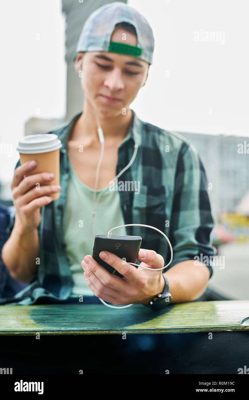 Modern teenager hi-res stock photography and images - Alamy