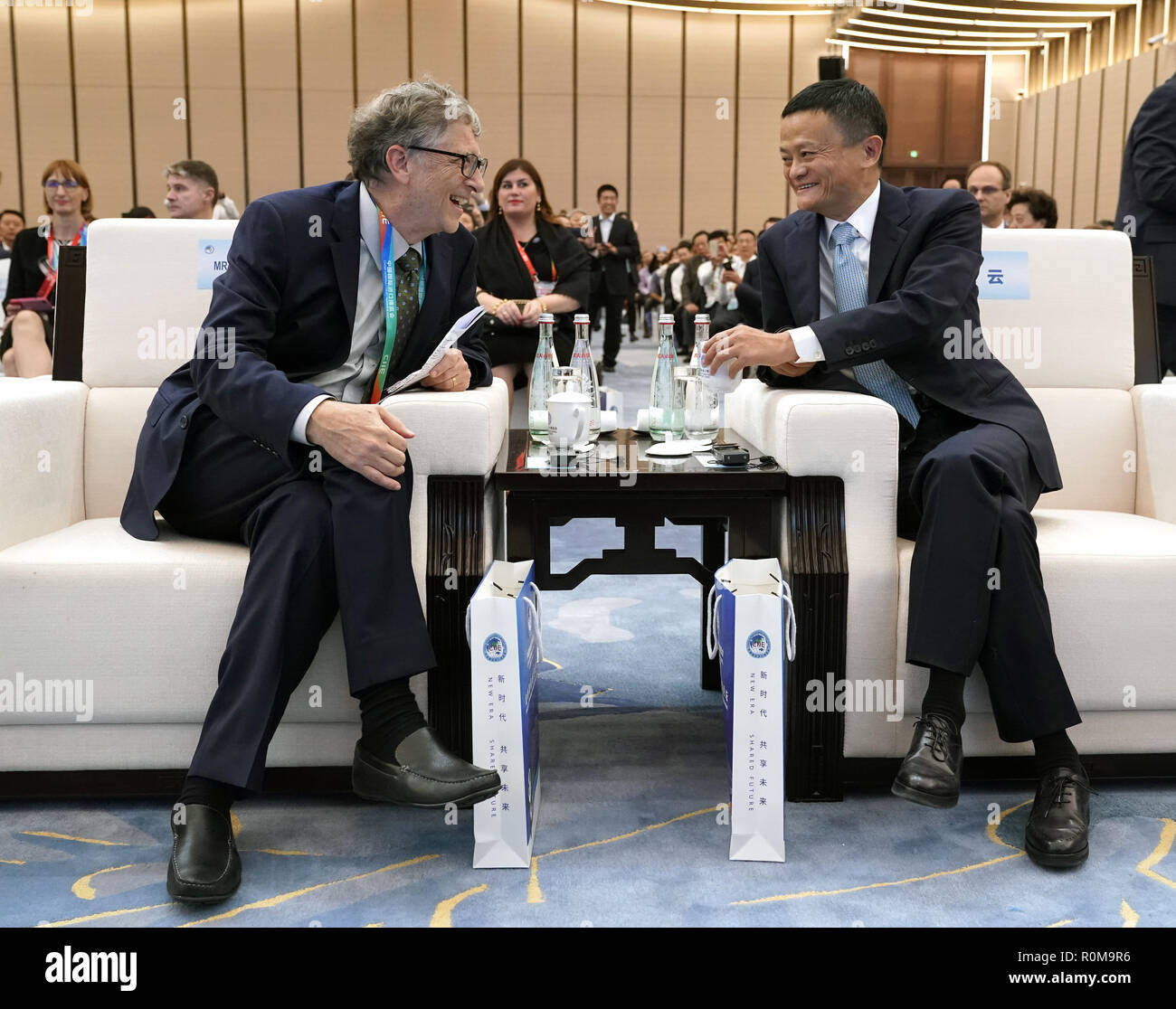 Shanghai, China. 5th Nov, 2018. Bill Gates, chairman of the board of Terra  Power, LLC, and Jack Ma, executive chairman of Alibaba Group, talk ahead of  the Parallel Session on Trade and