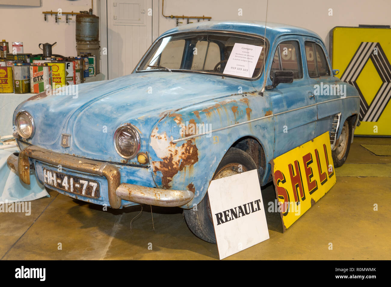 Old rusty Renault, Classic Auto, Caldas da Rainha, Portugal Stock Photo