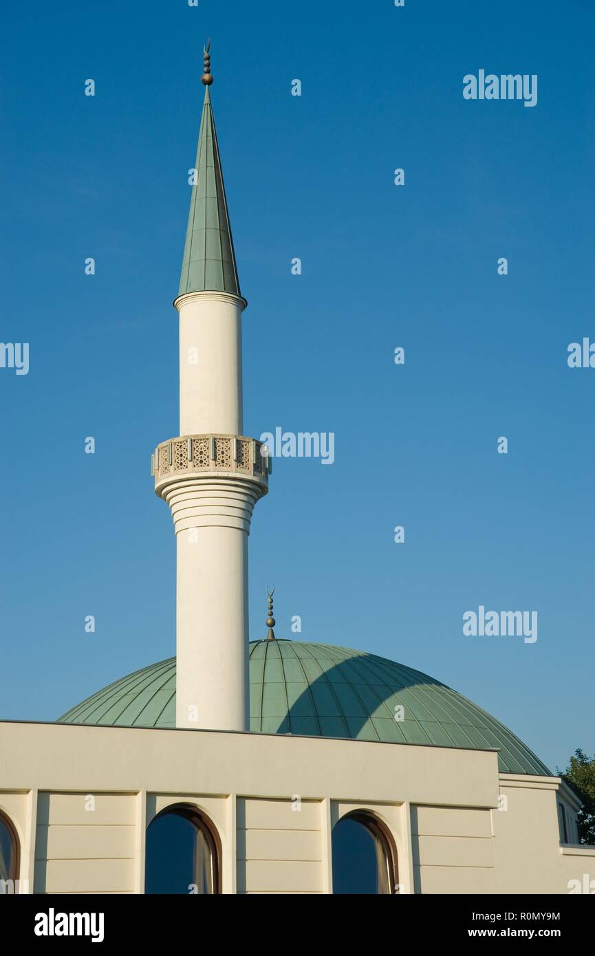 Mosque vienna islamic centre hires stock photography and images Alamy