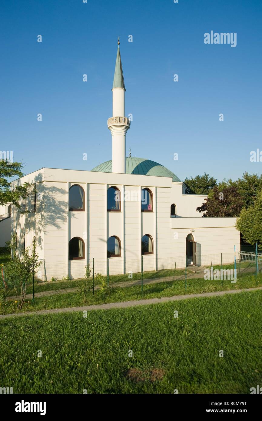 Wien, Moschee, Islamic Centre Vienna, Mosque, Islamic Centre Stock Photo Alamy