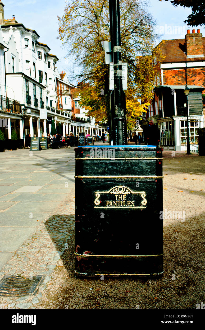 Litter Bin, The Pantiles, Royal Tunbridge wells, Kent, England Stock