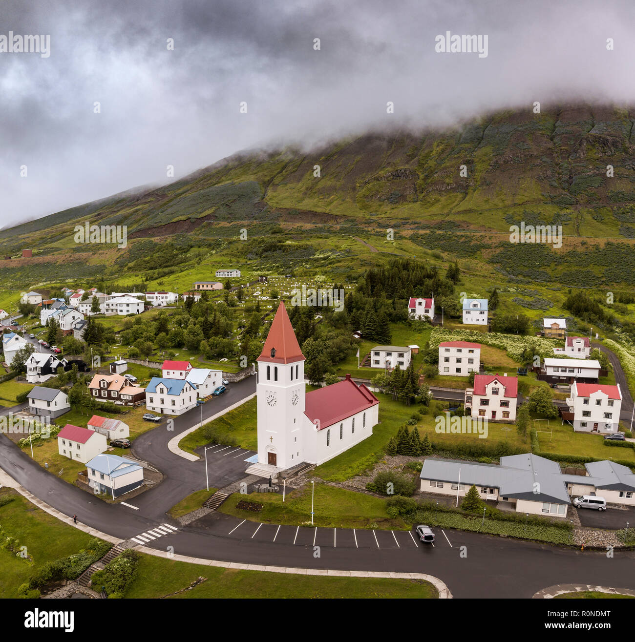 Sigulfjordur Church and homes, Siglufjordur, Northern Iceland Stock Photo