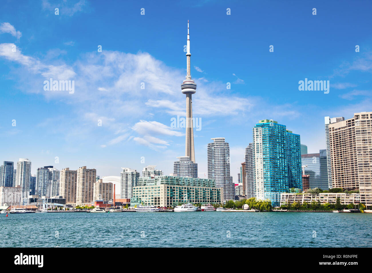 Famous Toronto Skyline Cn Tower Hi res Stock Photography And Images Alamy