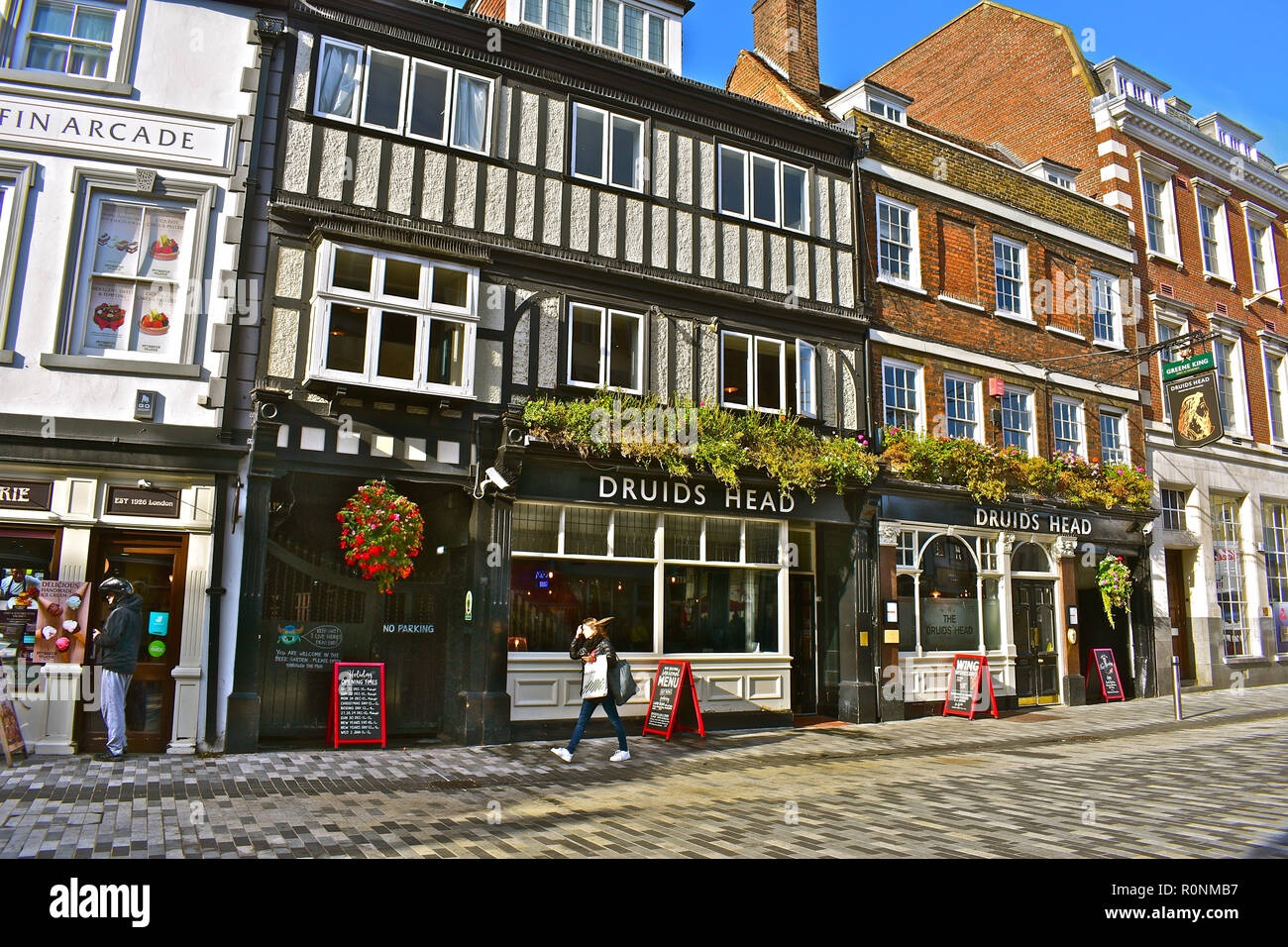 Situated in the Market Square, the Druids Head is a Grade 2 listed pub which dates back to the early 16th Century.Kingston upon Thames, London,England Stock Photo