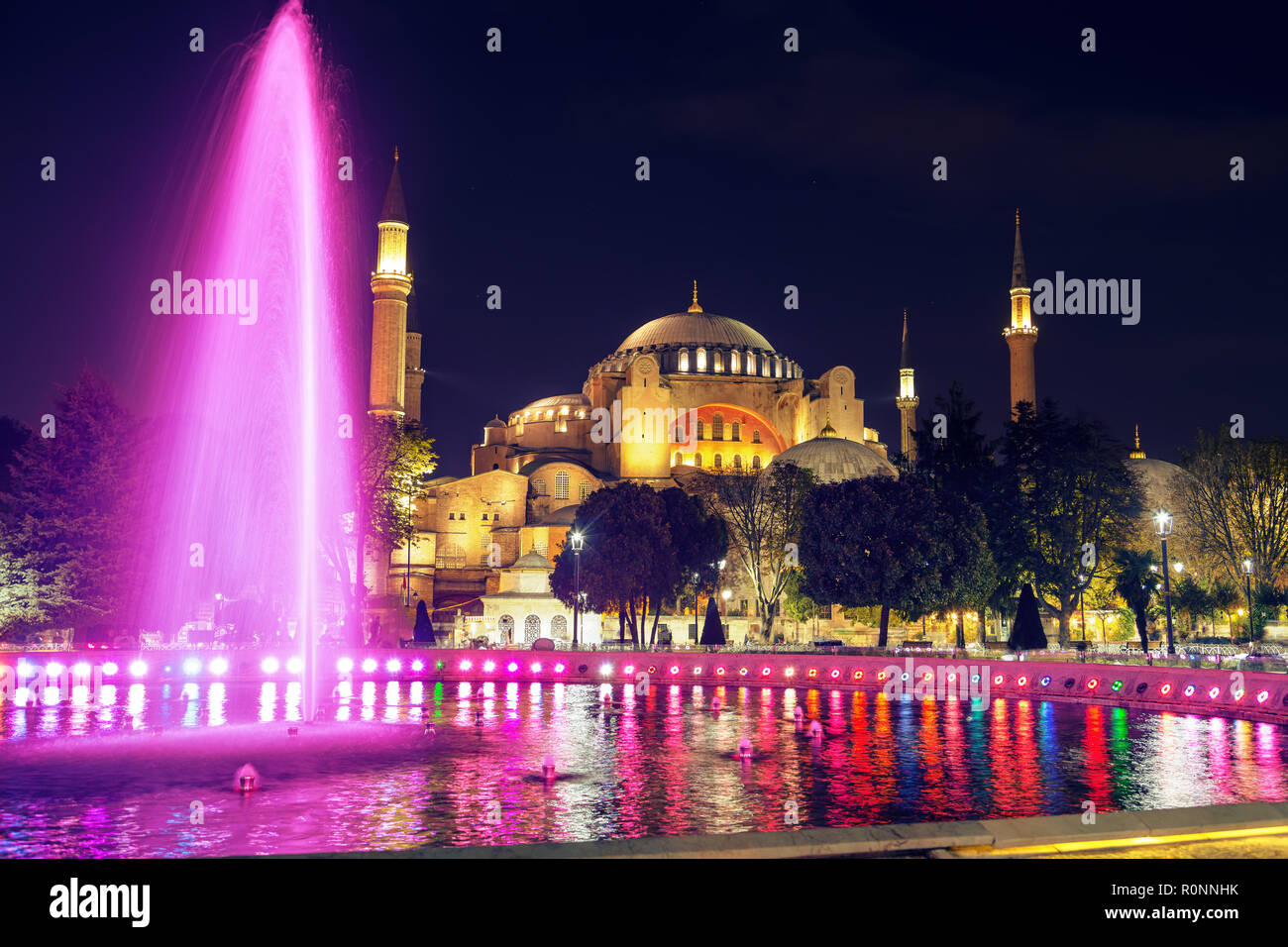 View of Hagia Sophia museum from Sultanahmet Park at night. Istanbul ...