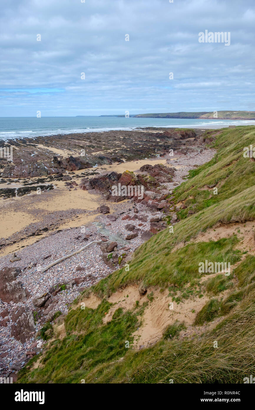 BEACH AND SAND DUNES FRESHWATER WEST PEMBROKESHIRE Stock Photo