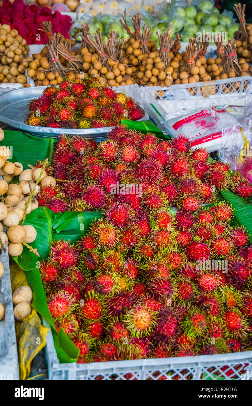 Rambutan sale market hi-res stock photography and images - Alamy