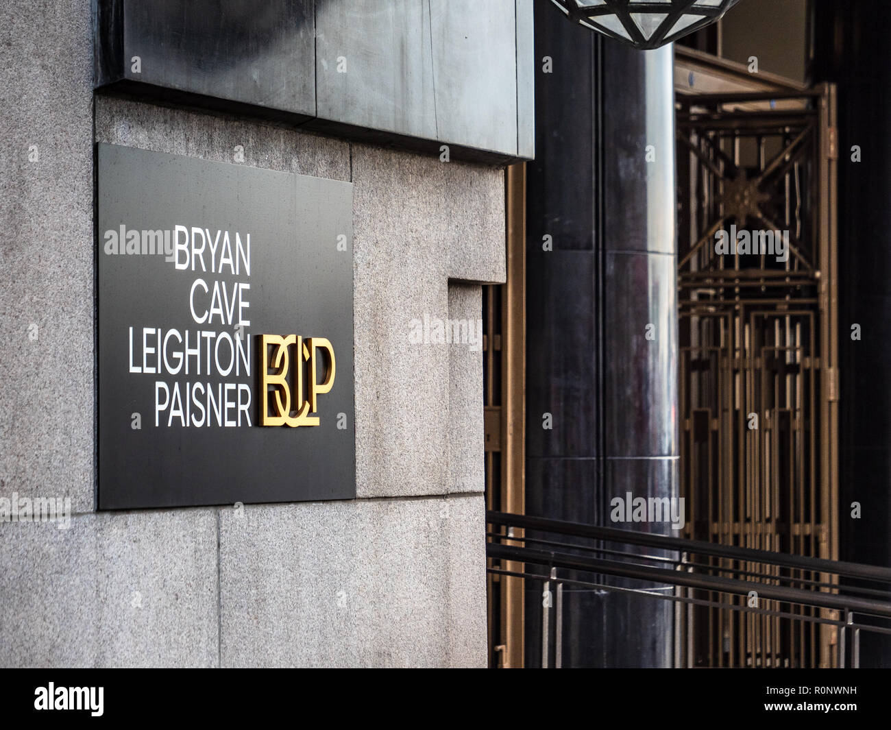 Bryan Cave Leighton Paisner London Offices - International Law firm based in St Louis, offices in the City of London Financial District Stock Photo