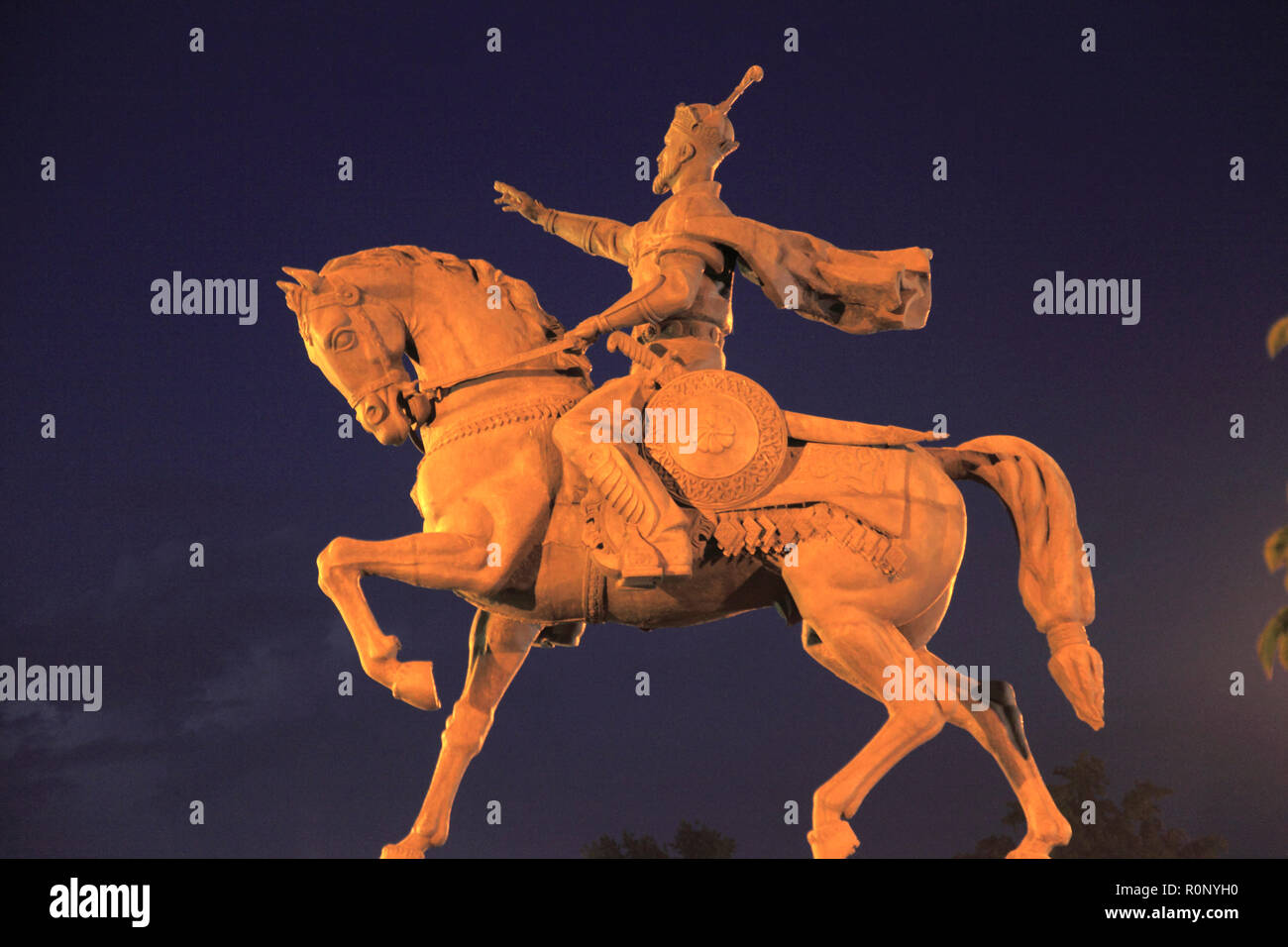 Uzbekistan; Tashkent, statue of Timur, Tamerlane Stock Photo - Alamy