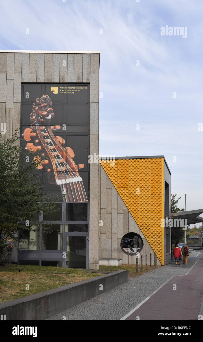 Musical instruments museum berlin hires stock photography and images