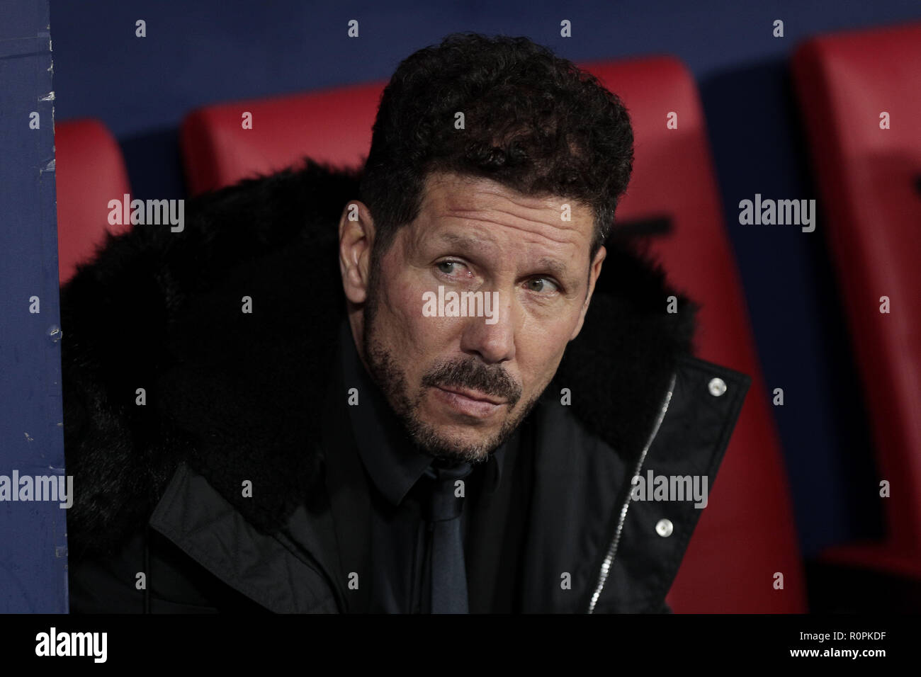 Madrid, Madrid, Spain. 6th Nov, 2018. Atletico de Madrid's coach Diego Pablo Simeone during UEFA Champions League match between Atletico de Madrid and Borussia Dortmund at Wanda Metropolitano Stadium. Credit: Legan P. Mace/SOPA Images/ZUMA Wire/Alamy Live News Stock Photo