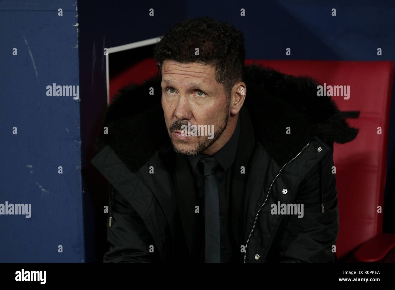 Madrid, Madrid, Spain. 6th Nov, 2018. Atletico de Madrid's coach Diego Pablo Simeone during UEFA Champions League match between Atletico de Madrid and Borussia Dortmund at Wanda Metropolitano Stadium. Credit: Legan P. Mace/SOPA Images/ZUMA Wire/Alamy Live News Stock Photo