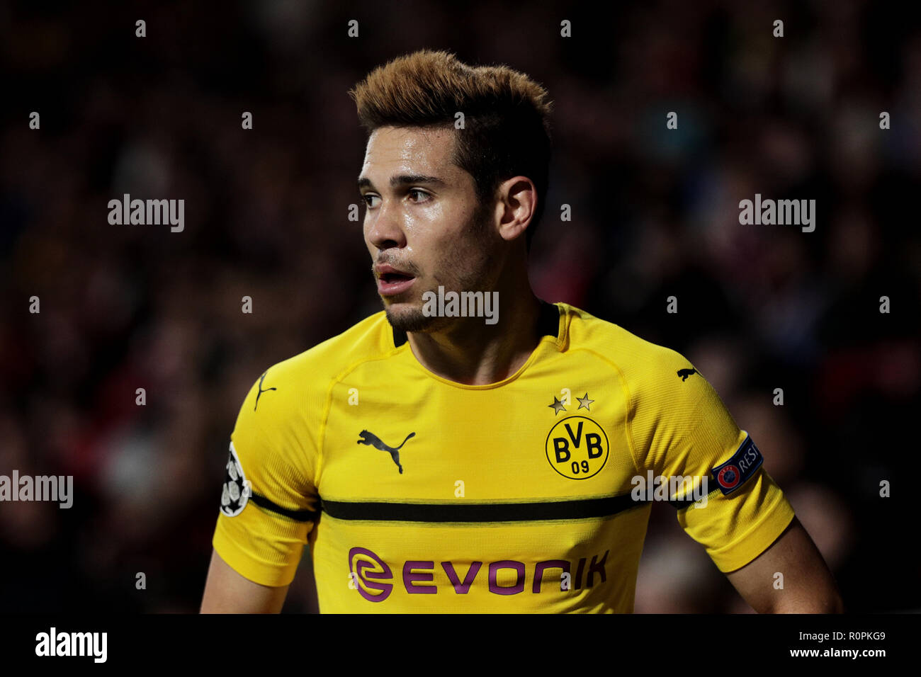 Madrid, Madrid, Spain. 6th Nov, 2018. Borussia Dortmund's Raphael Guerreiro during UEFA Champions League match between Atletico de Madrid and Borussia Dortmund at Wanda Metropolitano Stadium. Credit: Legan P. Mace/SOPA Images/ZUMA Wire/Alamy Live News Stock Photo