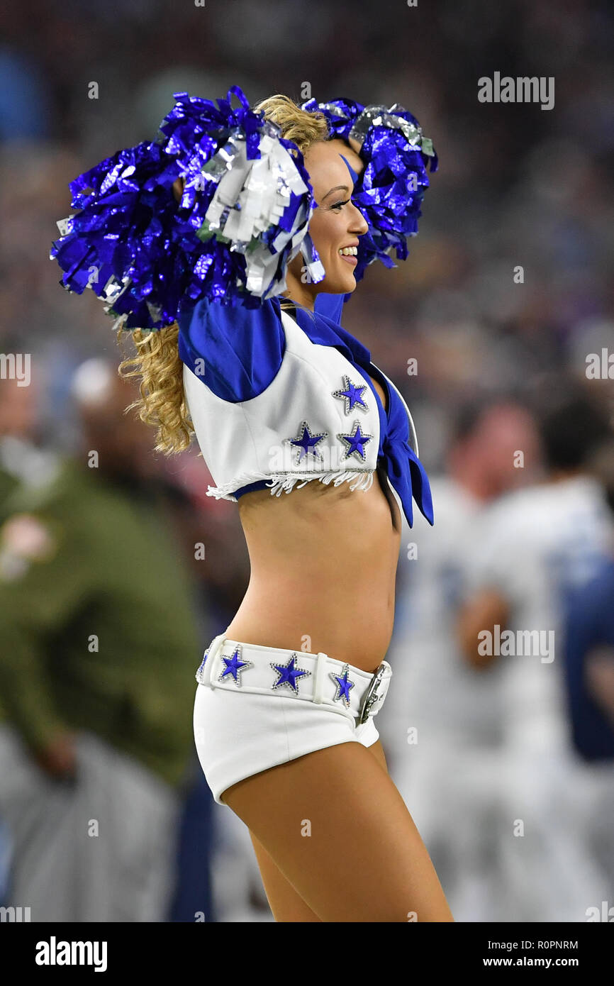 Dallas cowboys cheerleaders hi-res stock photography and images - Alamy