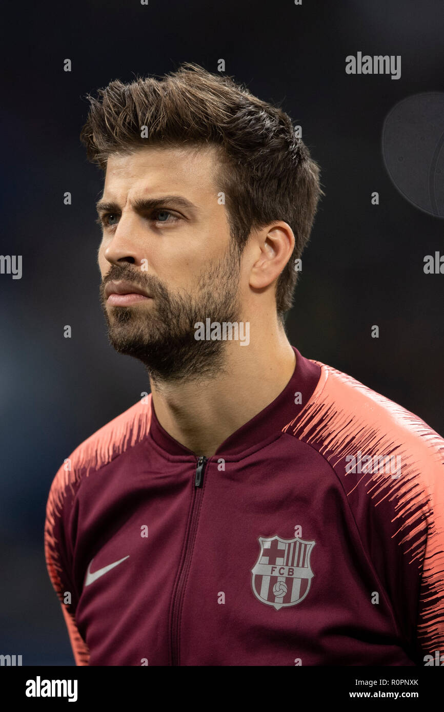 Gerard Pique Bernabeu (Barcelona) during 'Uefa Champions League ' Group Stage B match between Inter 1-1 Barcelona at Giuseppe Meazza Stadium on SNovember 06, 2018 in Milano, Italy. Credit: Maurizio Borsari/AFLO/Alamy Live News Stock Photo