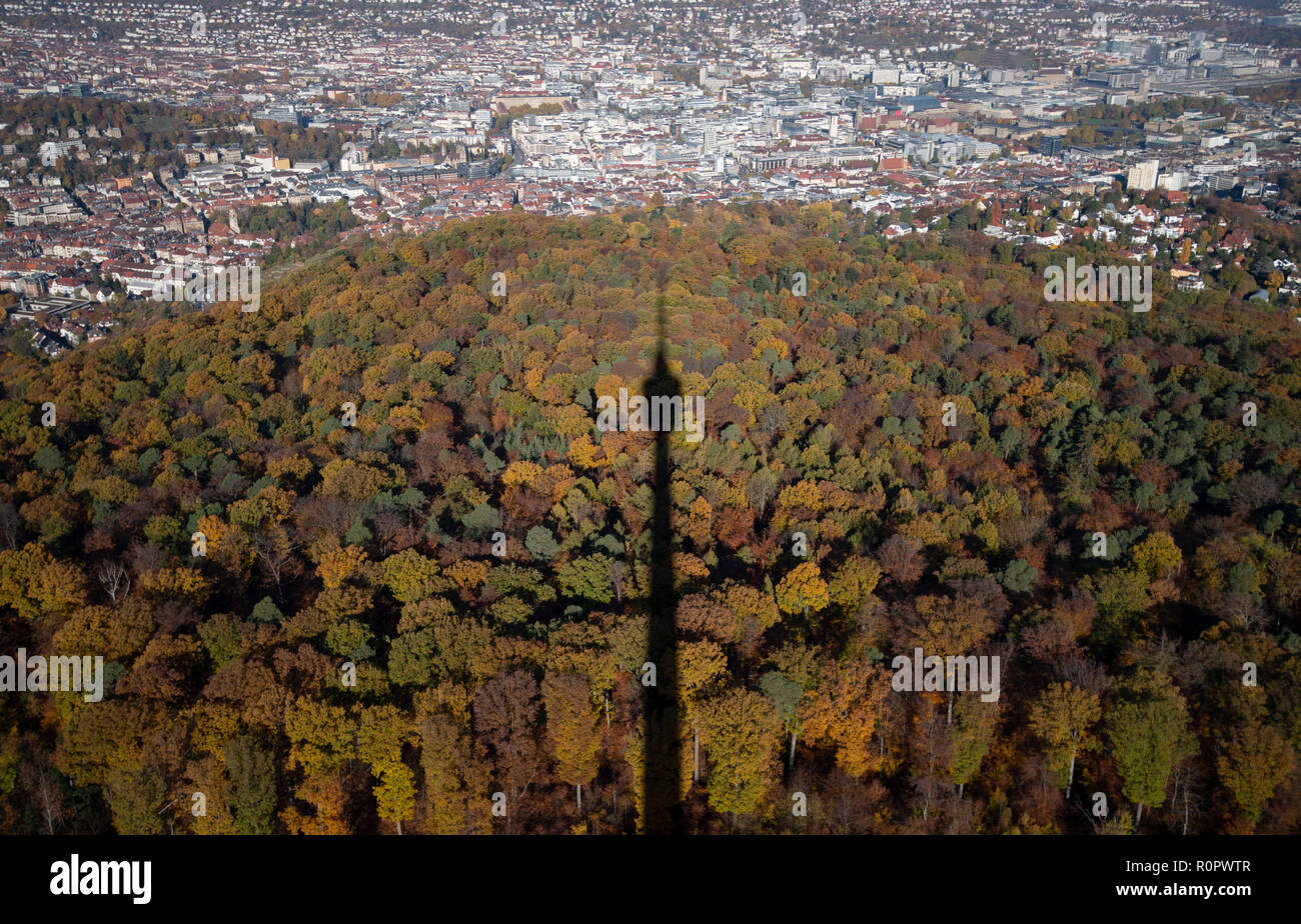 Stuttgart, Germany. 07th Nov, 2018. The shadow of the television tower ...