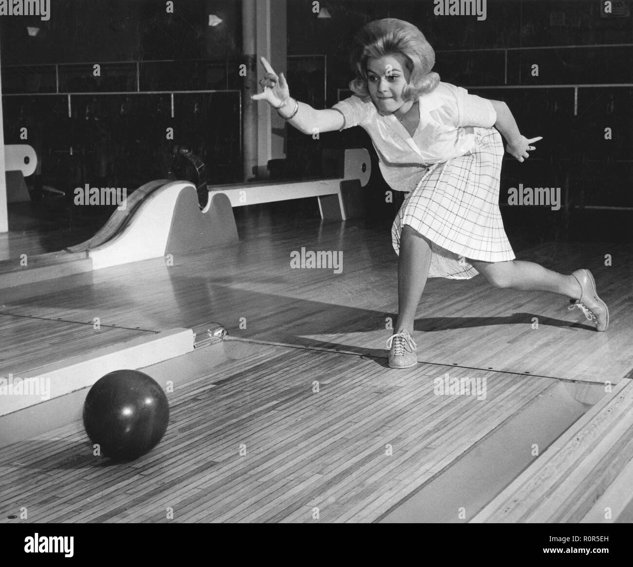 Bowling in the 1960s. Newly elected Stockholm Lucia Inga-Lill Jungnelius is bowling 1963 Stock Photo