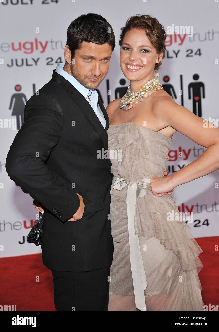 Gerard Butler and Katherine Heigl - The Ugly Truth Premiere at the