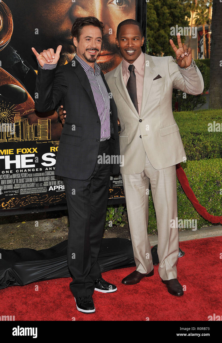 Robert Downey Jr and Jamie Foxx - The Soloist Premiere at the Paramount
