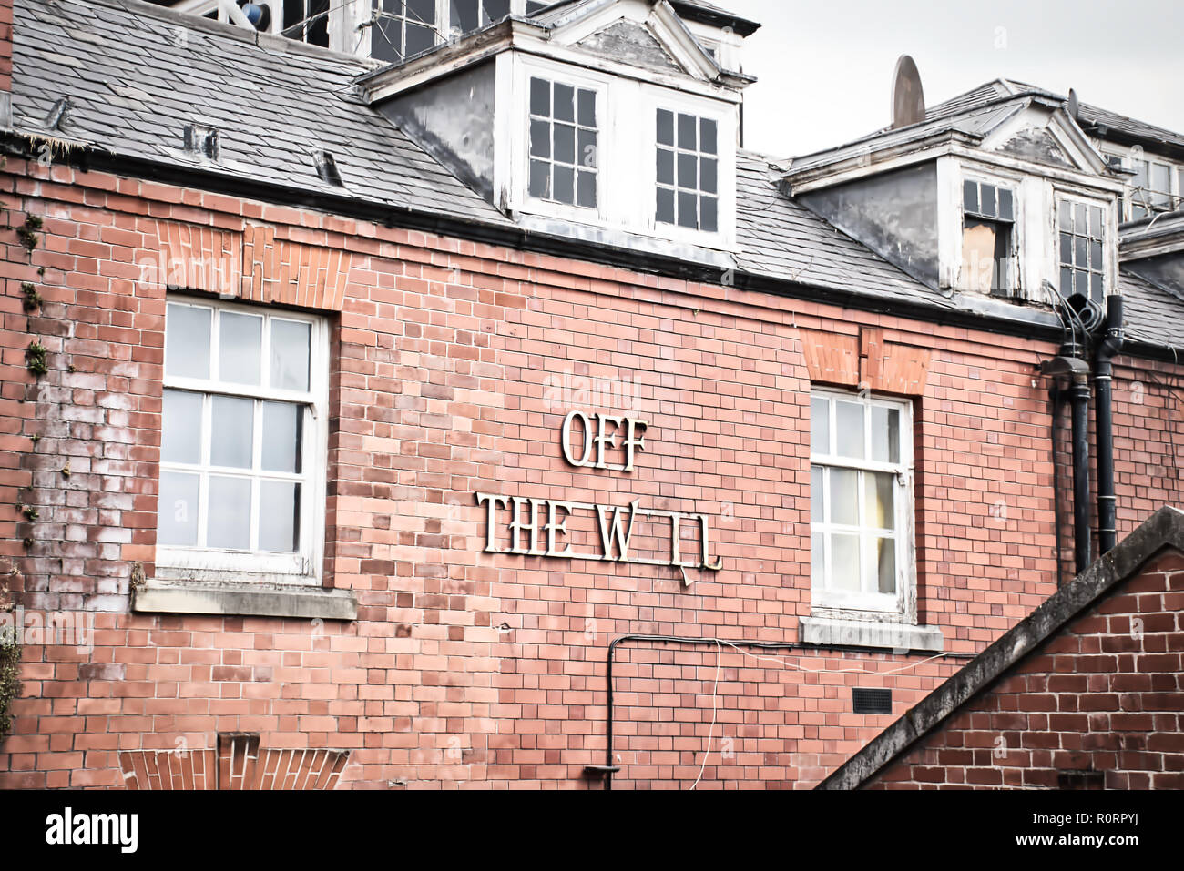 Off The Wall Pub, Chester, Cheshire Stock Photo