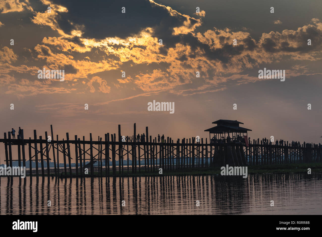 U bein wooden teck bridge at dusk in Amarapura Myanmar (Burma Stock ...