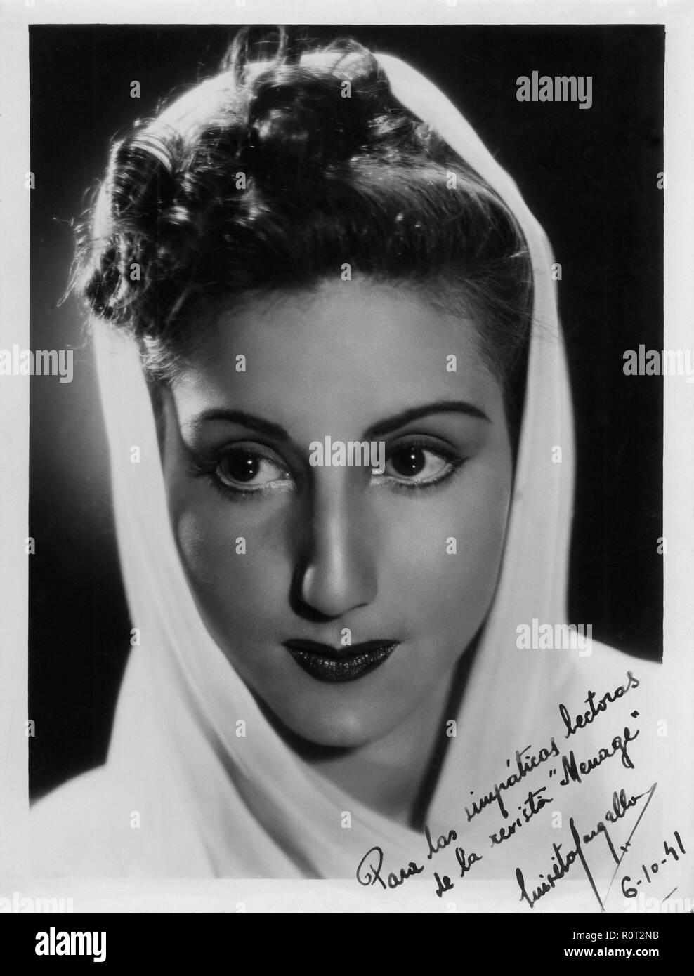 Fotografía con dedicatoria de Luisita Gargallo, actriz. Octubre de 1941. Stock Photo