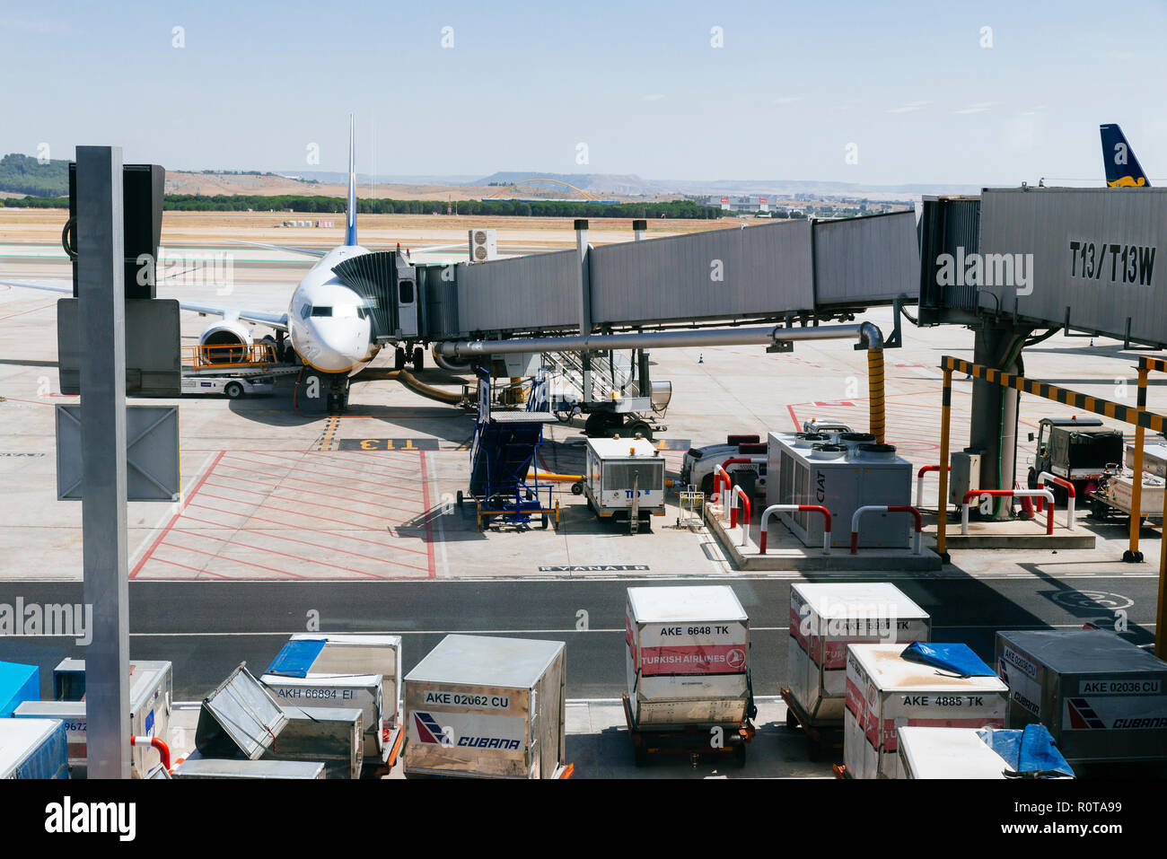 Airplane At The Finger Dock After Landing Adolfo Suarez Airport Madrid Barajas Barajas Madrid Spain Europe Stock Photo Alamy Airplane At The Finger Dock After Landing Adolfo Suarez Airport Madrid Barajas Barajas Madrid Spain Europe Stock Photo Alamy