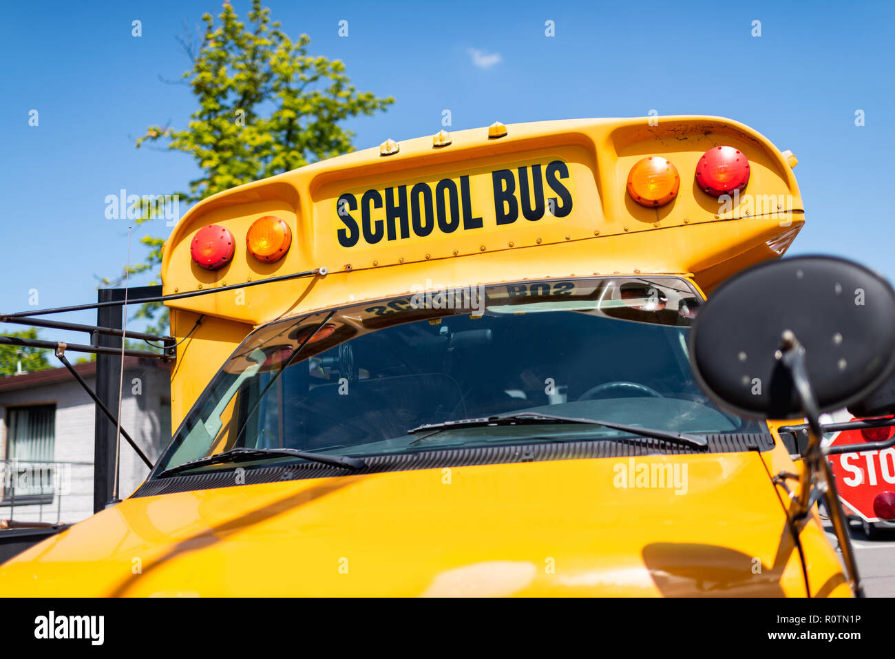 Traditional school bus hi-res stock photography and images - Alamy