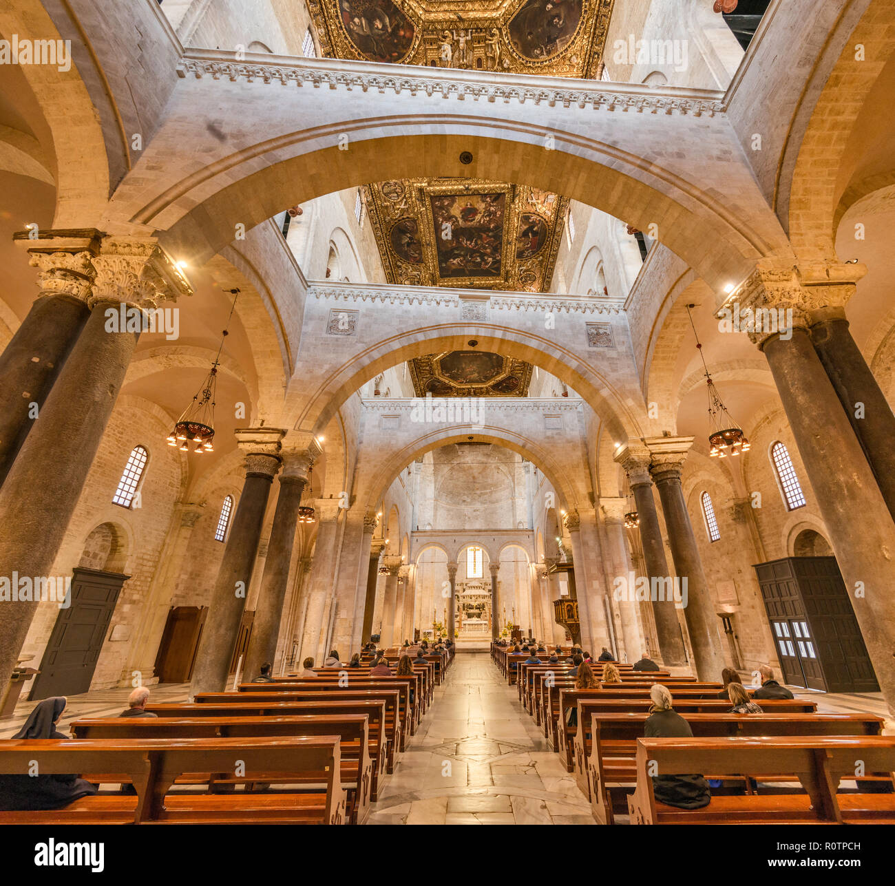 Interior of Basilica di San Nicola, 12th century, Romanesque style, in Bari, Apulia, Italy Stock Photo