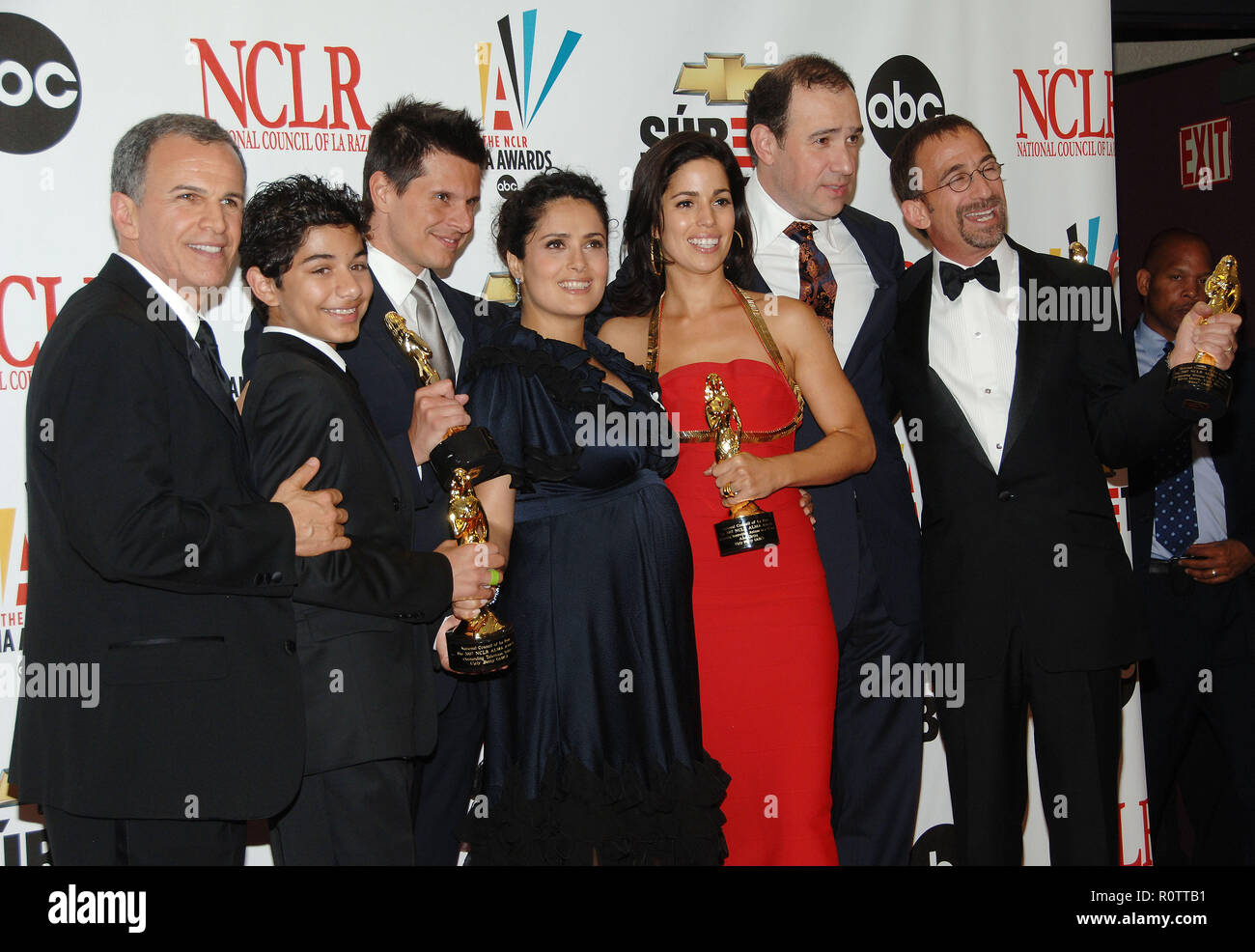 UGLY BETTY cast arriving at the ALMA Awards at the Pasadena Auditorium In Los Angeles.  full length cast           -            UGLY BETTY cast 237.jp Stock Photo