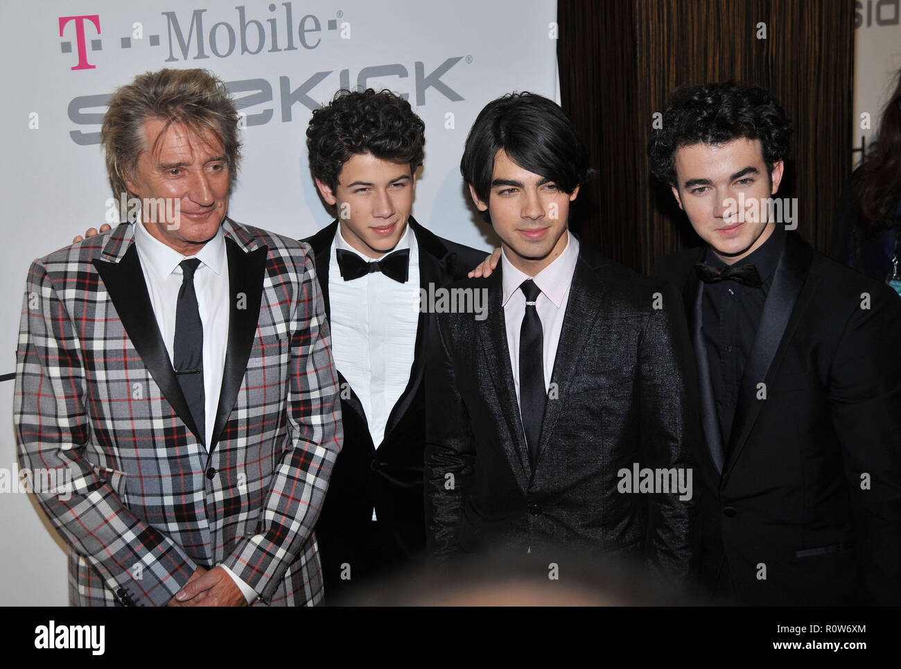 Jonas Brothers and Rod Stewart - Pre-Grammy Gala & Salute in Industry ...