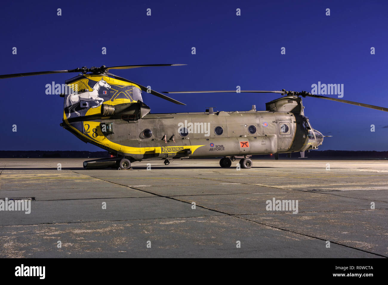 Boeing vertol CH47 Chinook RAF heavy lift helicopter Stock Photo