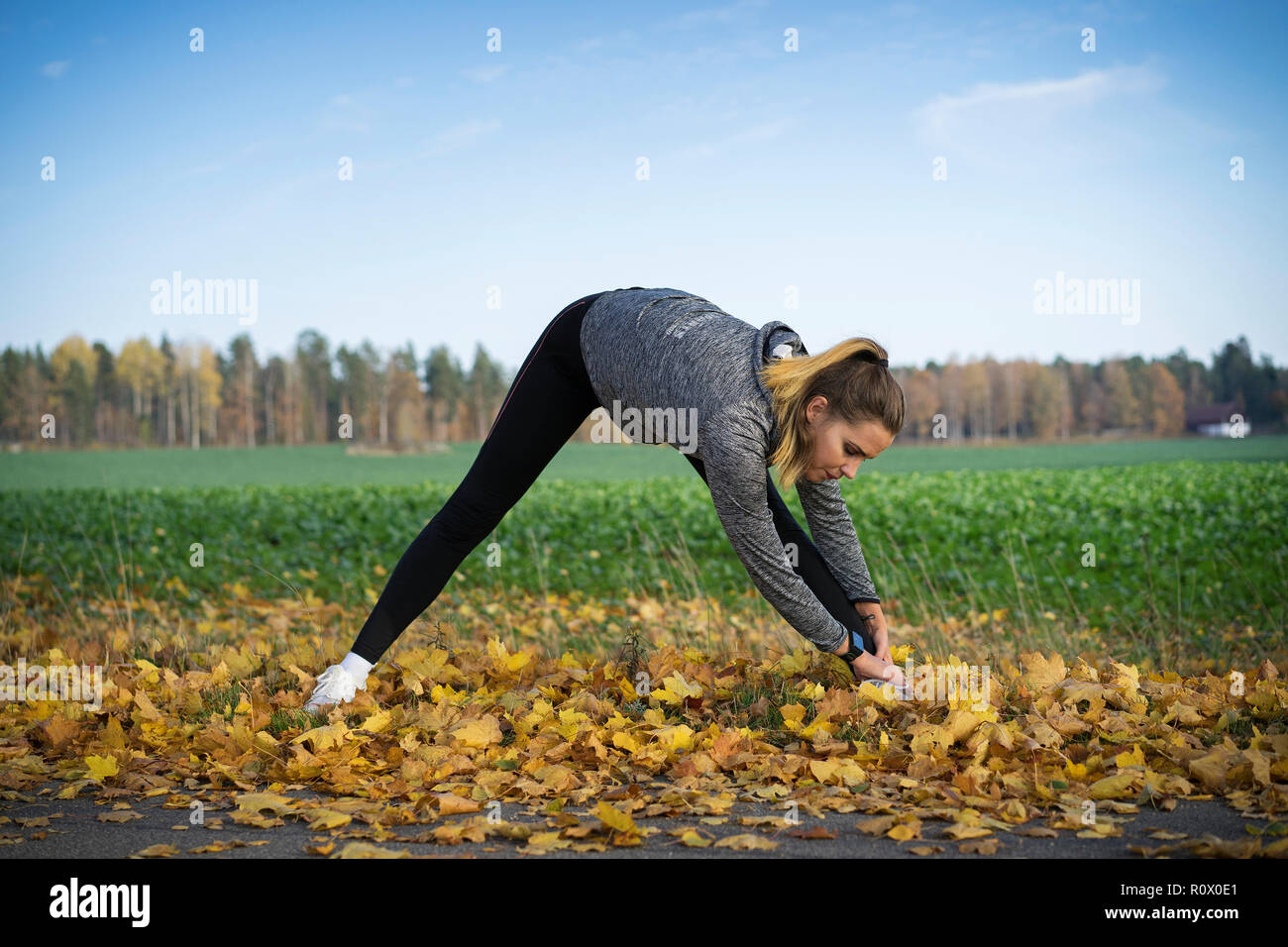 Blonde girl in yoga pants Blonde Girl Yoga Pants High Resolution Stock Photography And Images Alamy
