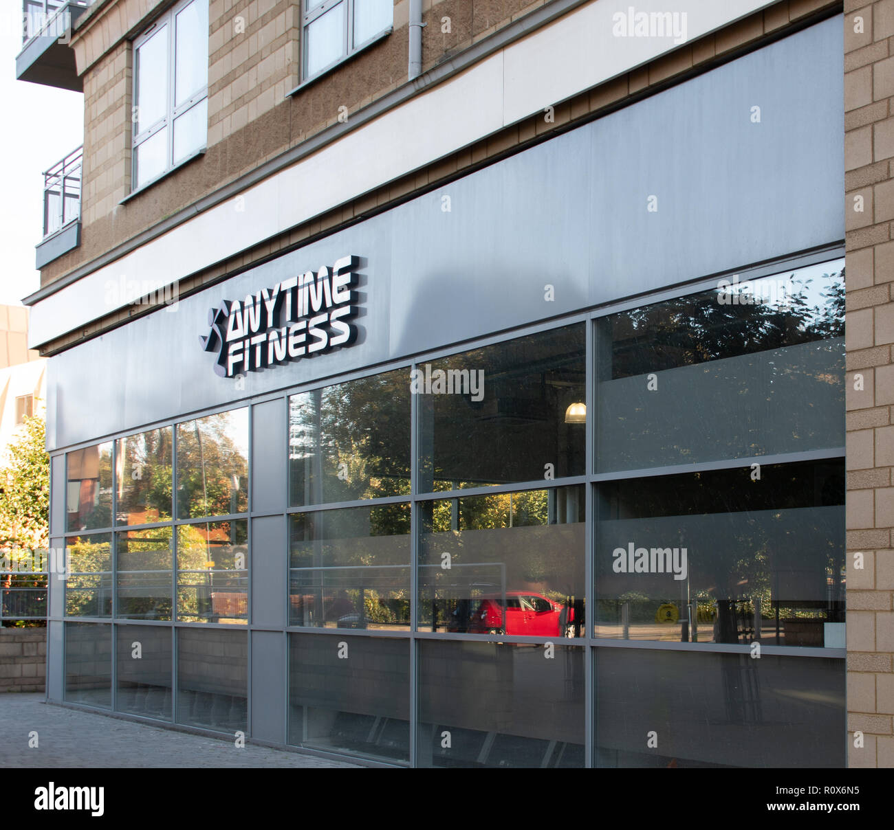 Anytime fitness gym hires stock photography and images Alamy
