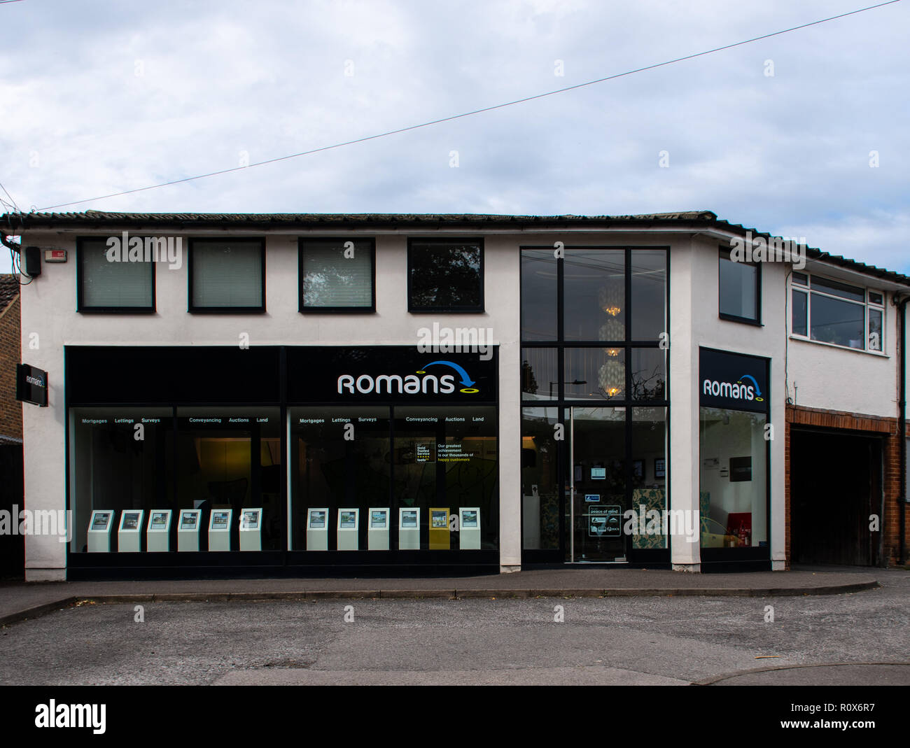 Woodley berkshire hires stock photography and images Alamy