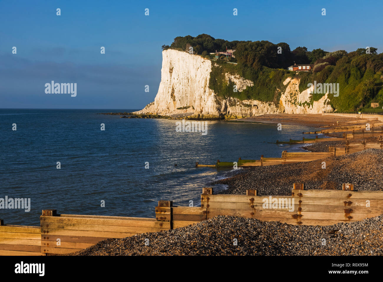 England, Kent, St.Margarets at Cliffe, St.Margarets Bay Stock Photo Alamy