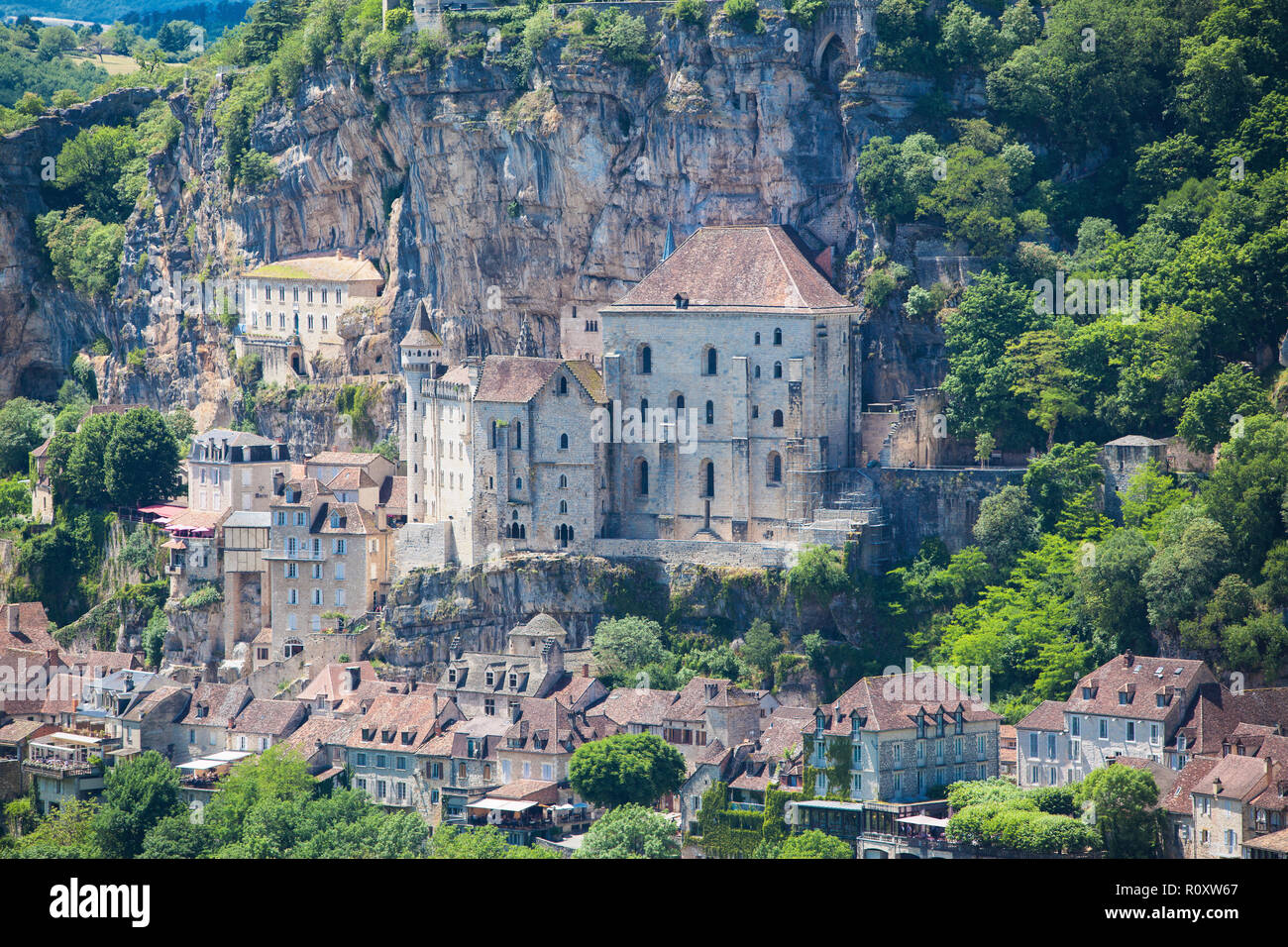 rocamadour-sanctuary-tower-lot-france-stock-photo-alamy