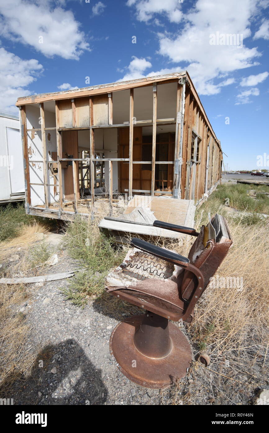 Abandoned,old Mobil homes and trailers Stock Photo Alamy