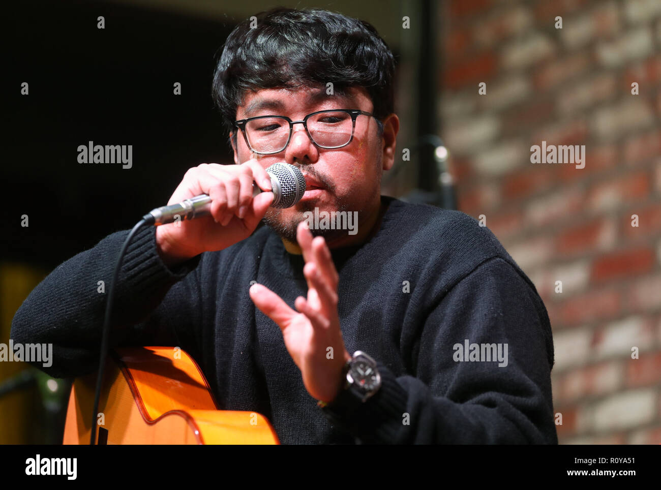 08th Nov, 2018. S. Korean guitarist Park Joo-won South Korean guitarist ...