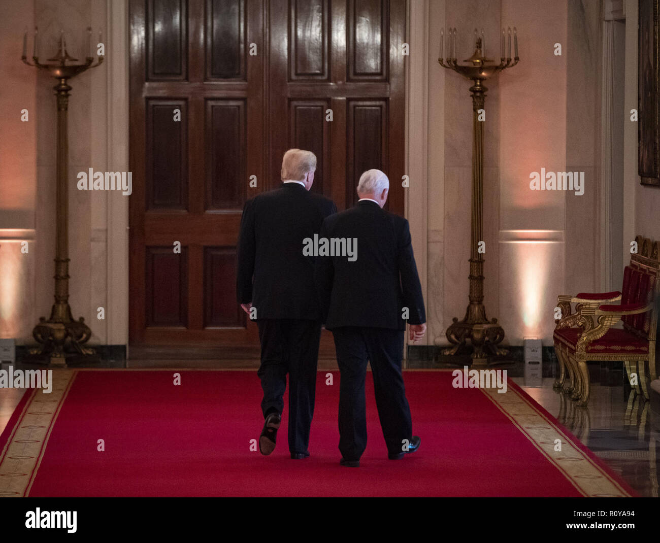 Washington, District of Columbia, USA. 7th Nov, 2018. United States President Donald J. Trump and US Vice President Mike Pence depart after a news conference in the East Room, on Wednesday, Nov. 7, 2018 at the White House in Washington, DC Credit: Al Drago/Pool via CNP Credit: Al Drago/CNP/ZUMA Wire/Alamy Live News Stock Photo